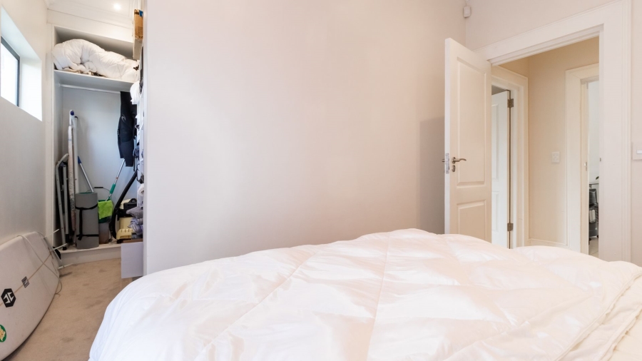 2 Bedroom Property for Sale in Bishopscourt Western Cape